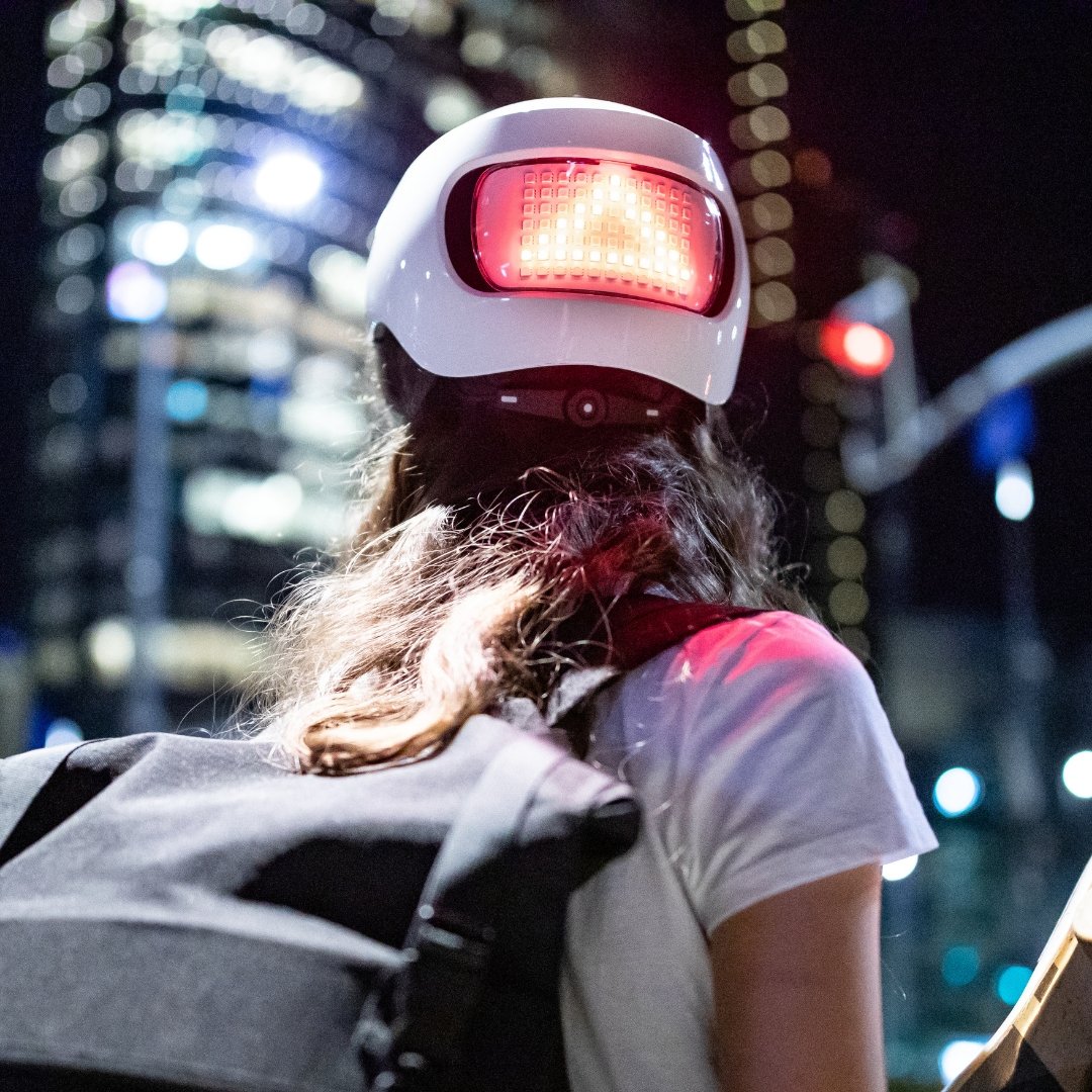 Lumos Matrix Smart Helmet - LOCO Scooters